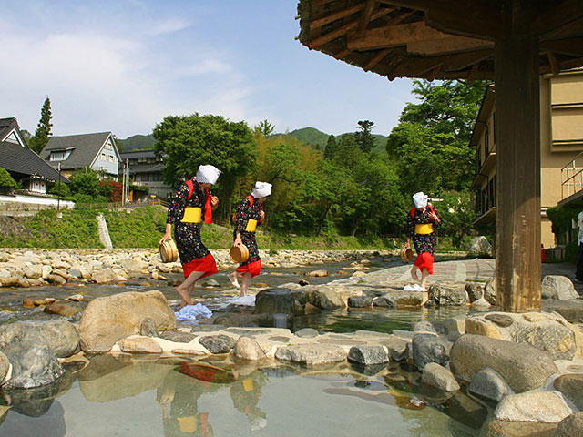 鏡野町